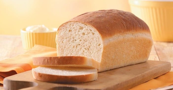 pão caseiro simples com fermento seco
